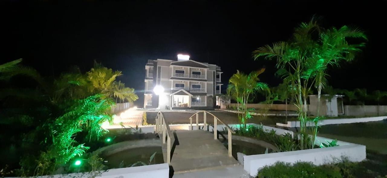 Winds N Waves Hotel Alibag Exterior photo